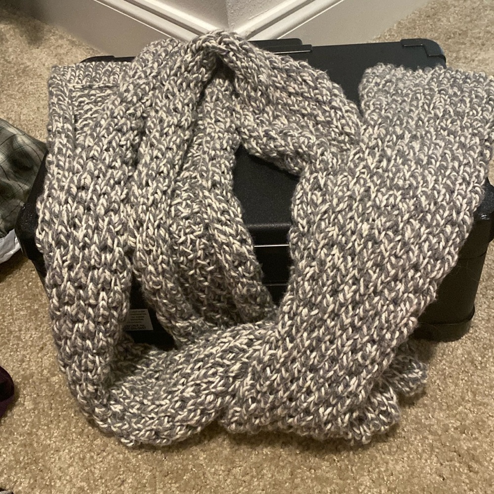 Knitted Scarf